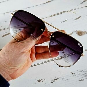 Quay Sunglasses High Key Rimless